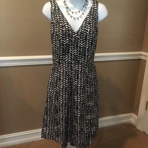 ✅Black & White print Casual Sleeveless Dress 8